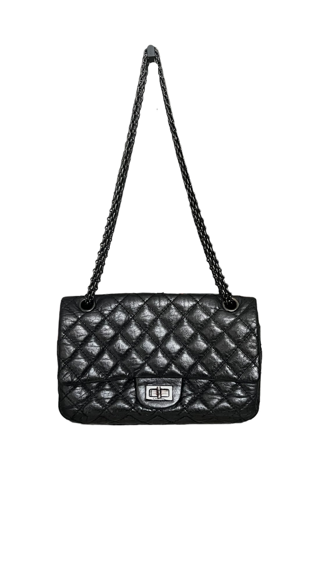 Chanel 2.55 aus schwarzem Kalbsleder in Daimant Steppung