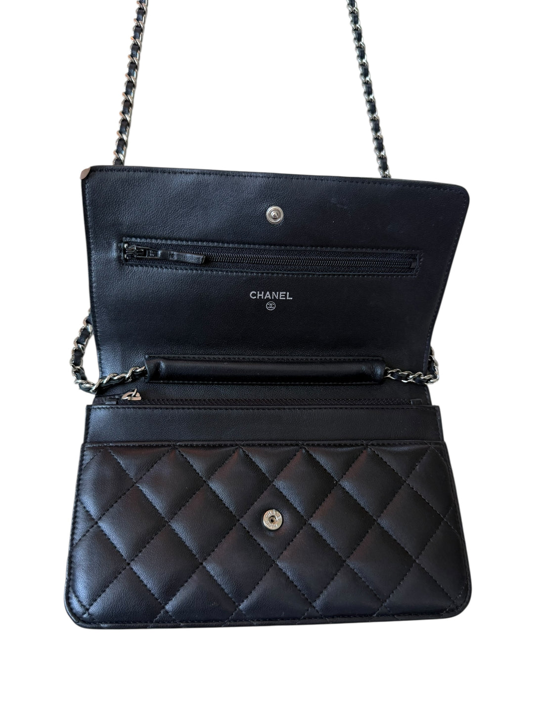 Chanel WOC Wallet on Chain aus schwarzem Lammleder und silberfarbener Hardware