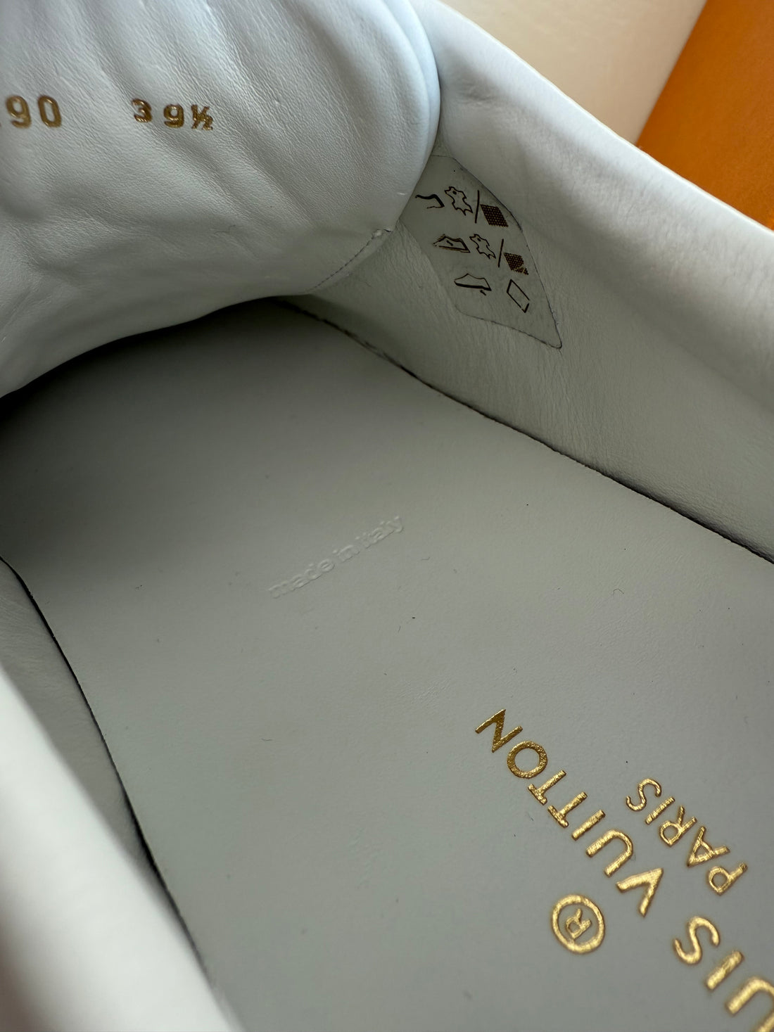 Louis Vuitton Sneakers Frontrow