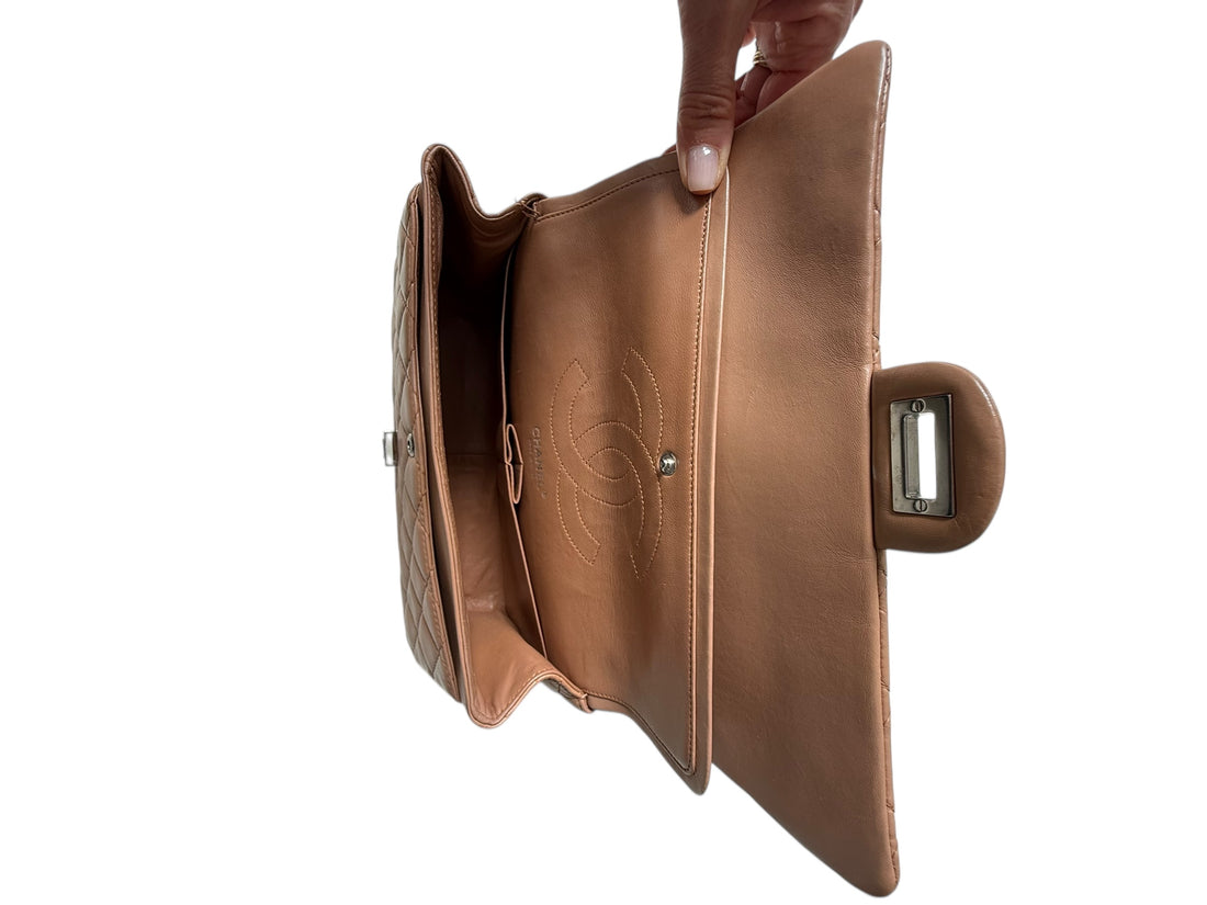 Chanel 2.55 Reissue Medium Leder Caramell