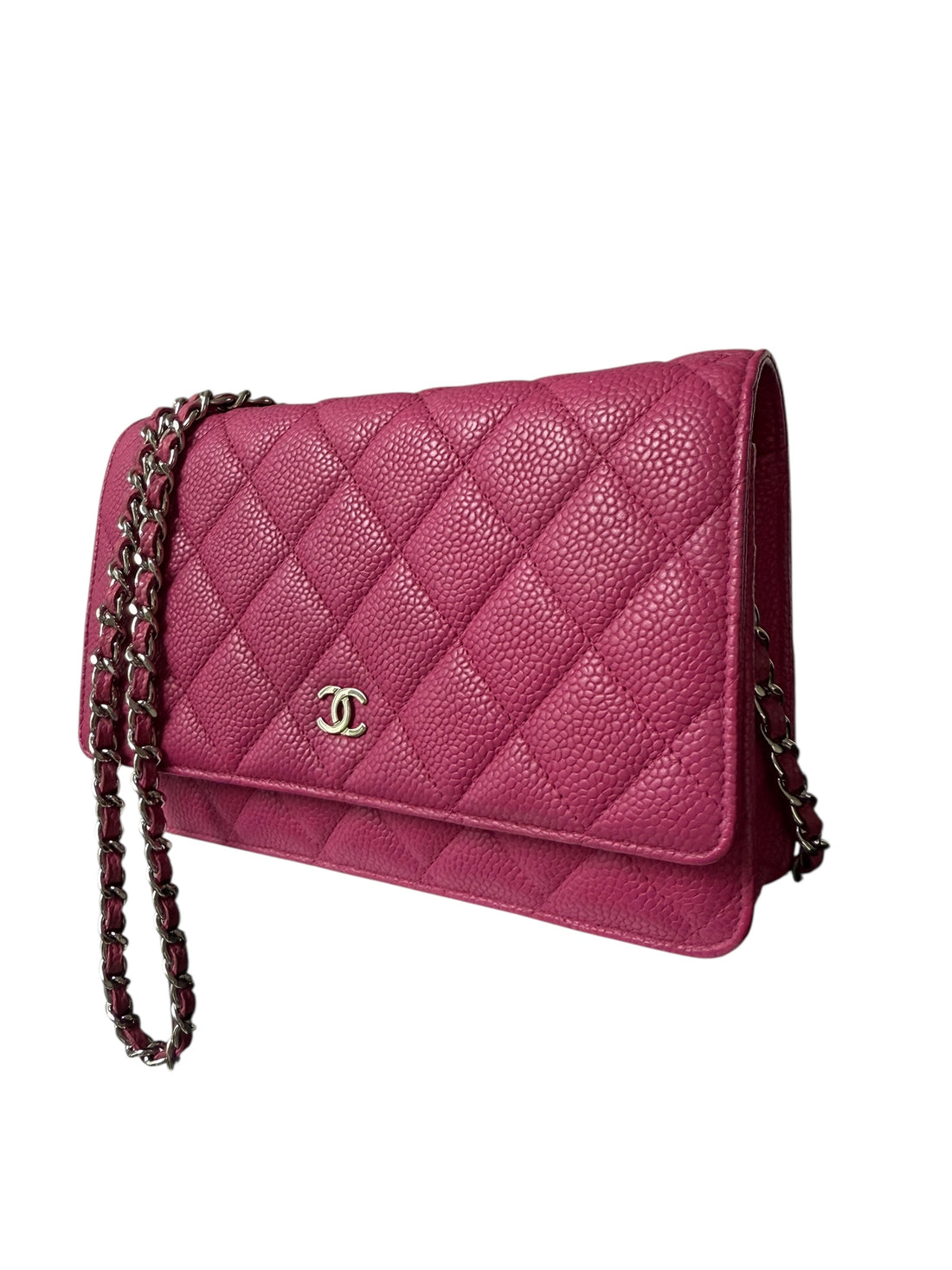 Chanel WOC Wallet on Chain Caviarleder in Fuchsia / Pink und silberfarbener Hardware