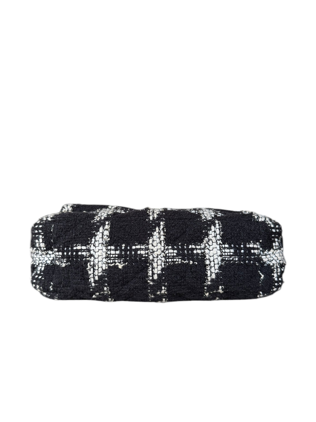 Chanel 19 Tweed schwarz / weiss small
