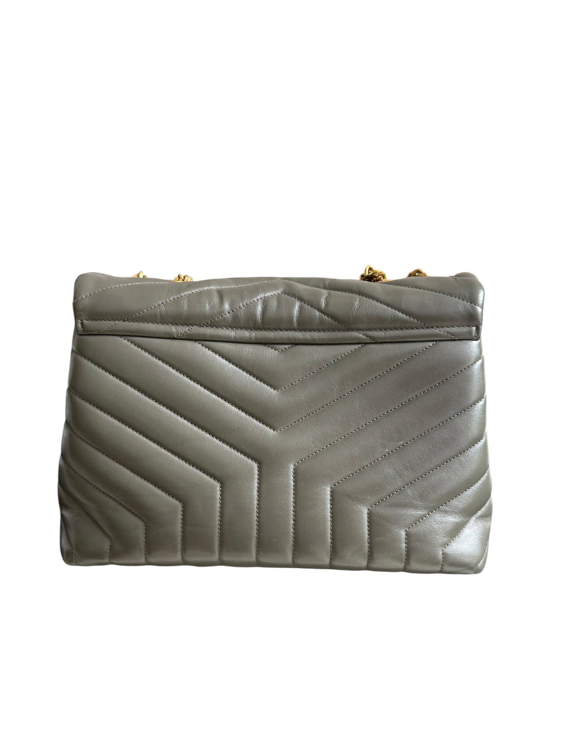 YSL Loulou Medium Tasche aus grauem Kalbsleder mit ineinandergreifenden YSL Initialen aus goldfarbenem Metall