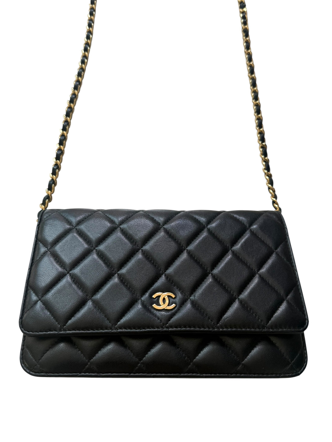 CHANEL WOC Wallet on Chain aus schwarzem Lammleder und goldfarbener Hardware