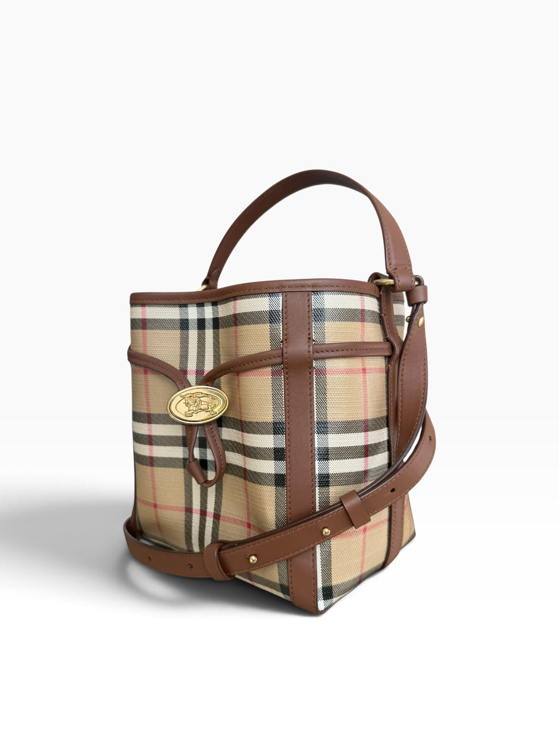 Burberry Bucket Bag in Check mit abnehmbaren und verstellbaren Schulterriemen