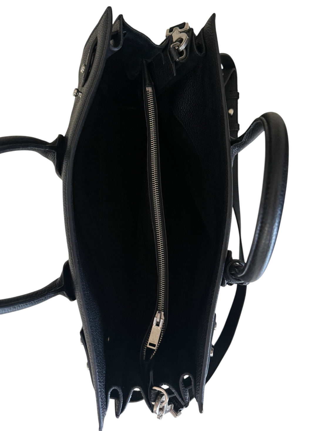 YSL SAINT LAURENT Sac De Jour Black.