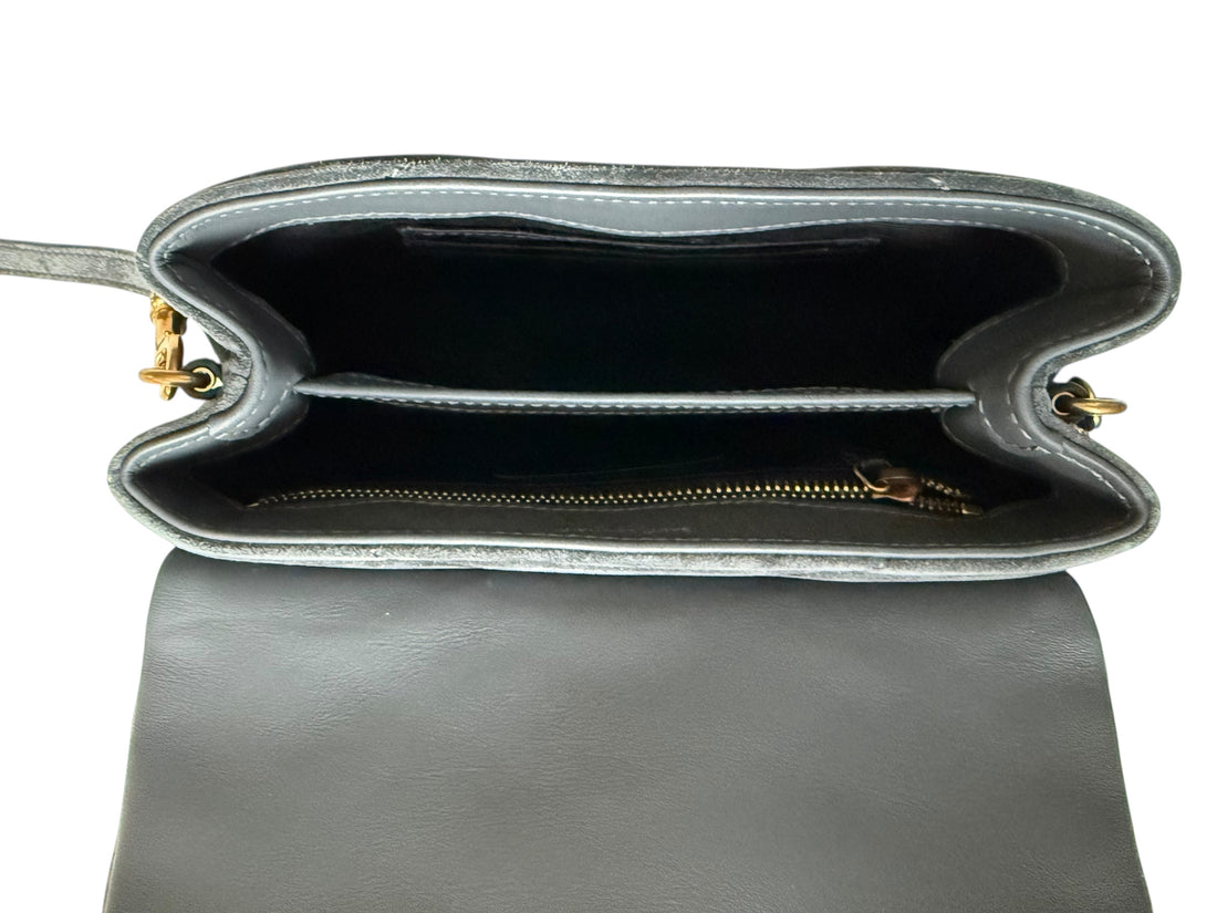 YSL Saint Laurent Loulou mit Chevron Steppmuster in grauem Wildleder und goldfarbener Hardware