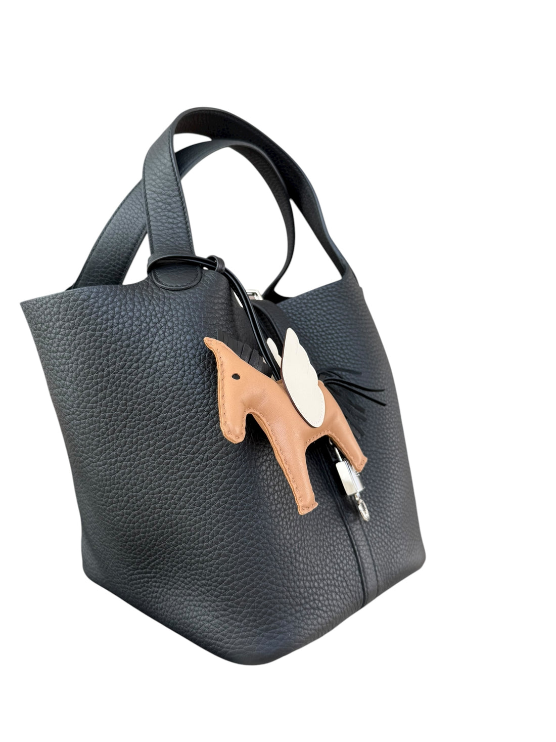 Hermès Picotin Lock 22 in Taurillon Clémence Leder schwarz und Hardware in Palladium.