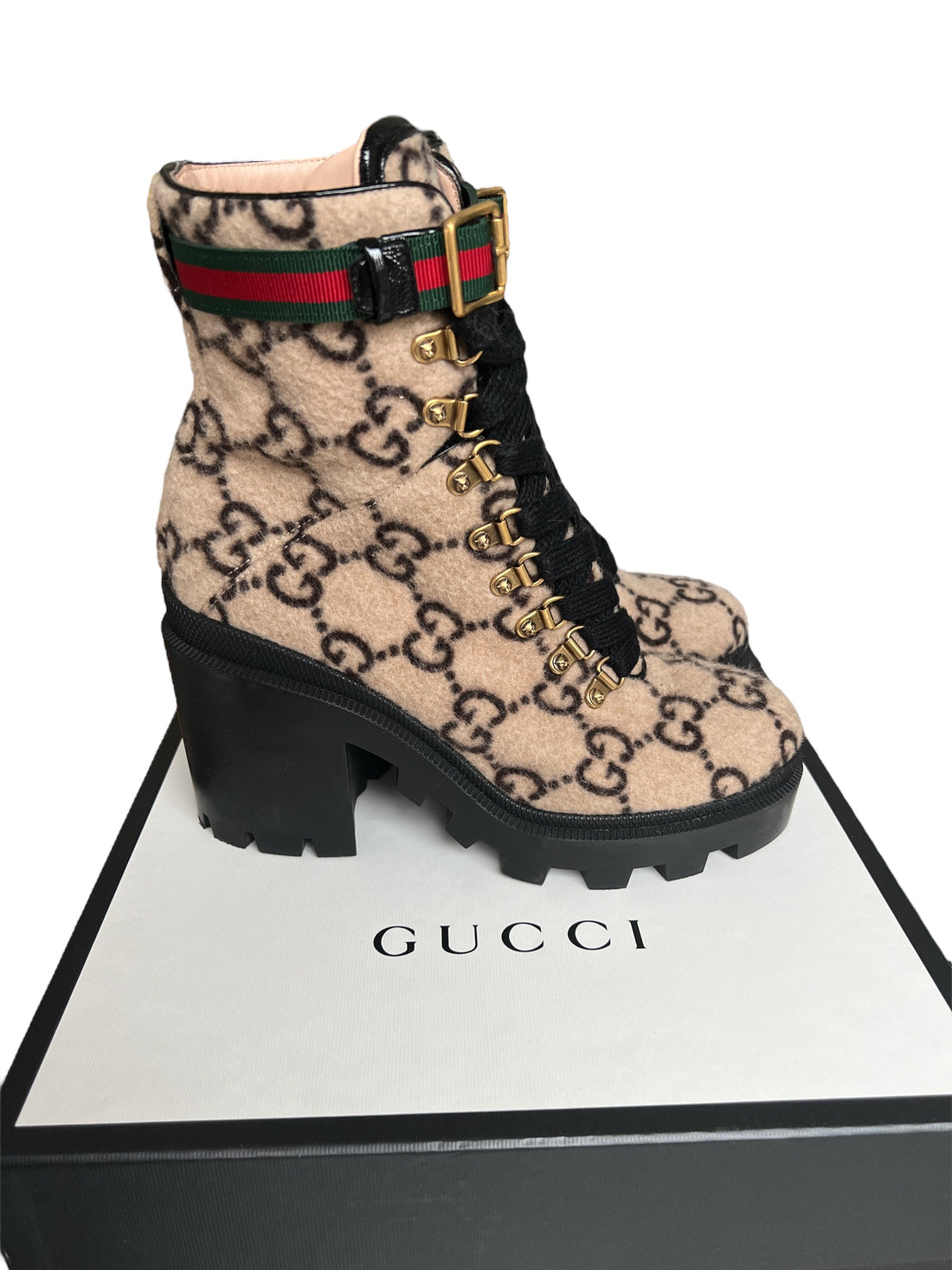 Gucci Monogram Boots mit GG Print aus Wolle