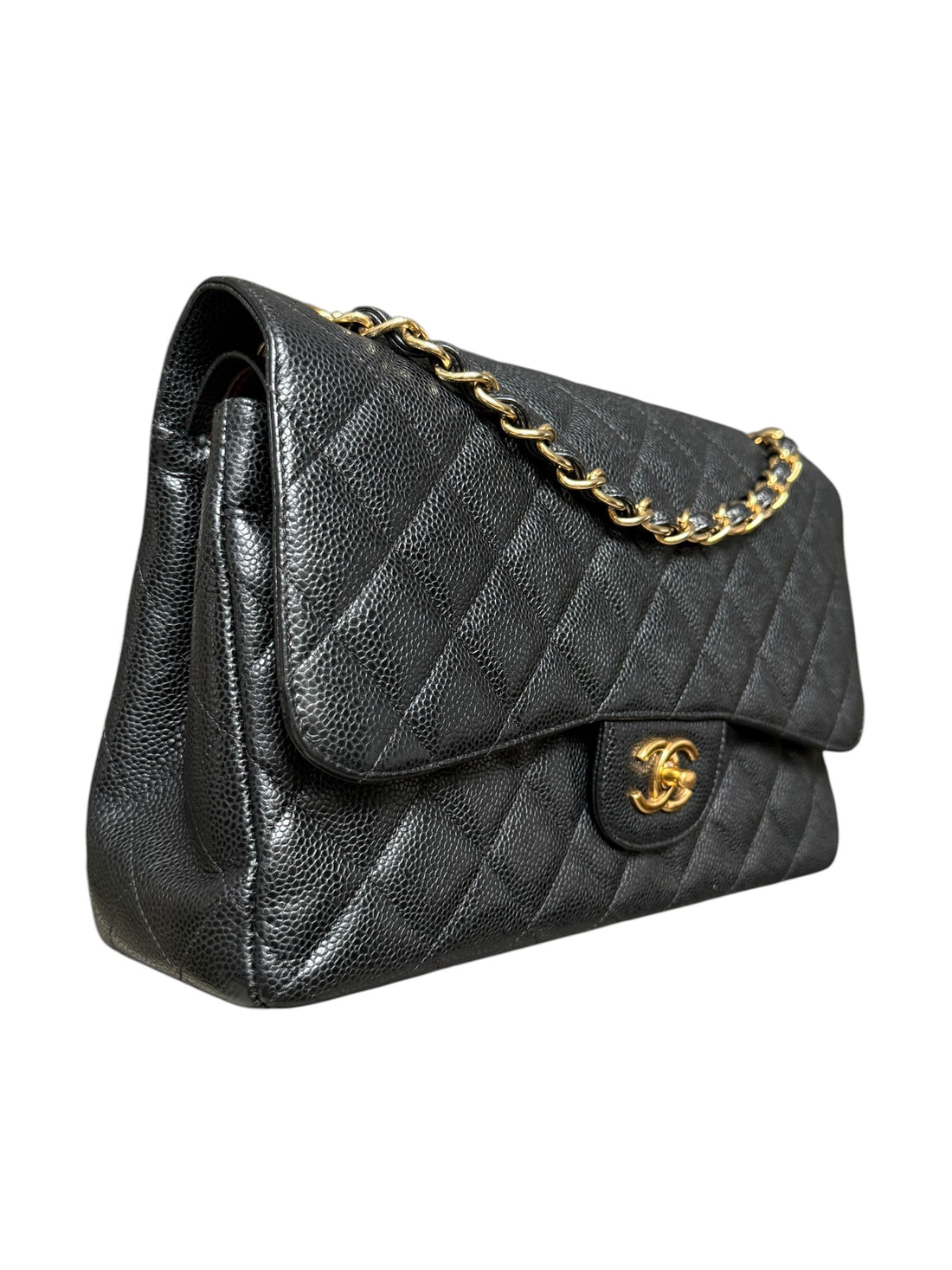Chanel Classic Timeless Jumbo Double Flap Bag aus schwarzem Caviarleder (genarbtes Kalbsleder) mit goldfarbener Hardware.
