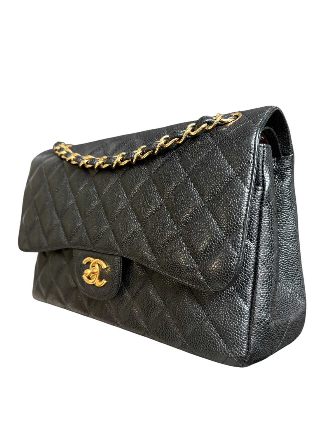 Chanel Classic Timeless Jumbo Double Flap Bag aus schwarzem Caviarleder (genarbtes Kalbsleder) mit goldfarbener Hardware.