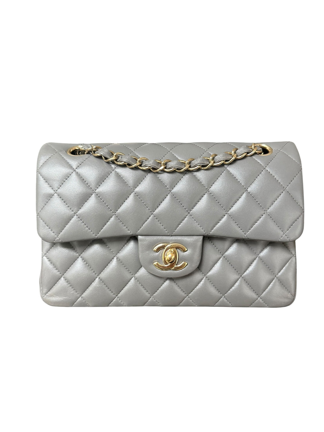 Chanel Classic Small Double Flap Tasche aus grauem Lammleder und champagnerfarbener Hardware