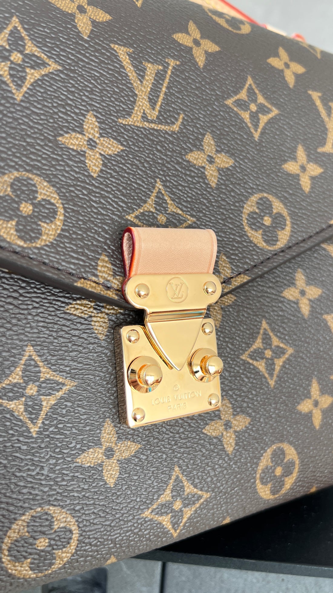 Louis Vuitton Metis Pochette in Monogram Canvas