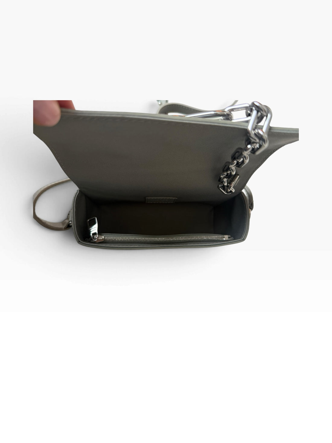 Louis Vuitton Steamer Wearable in Khaki / Monogram Gradient.