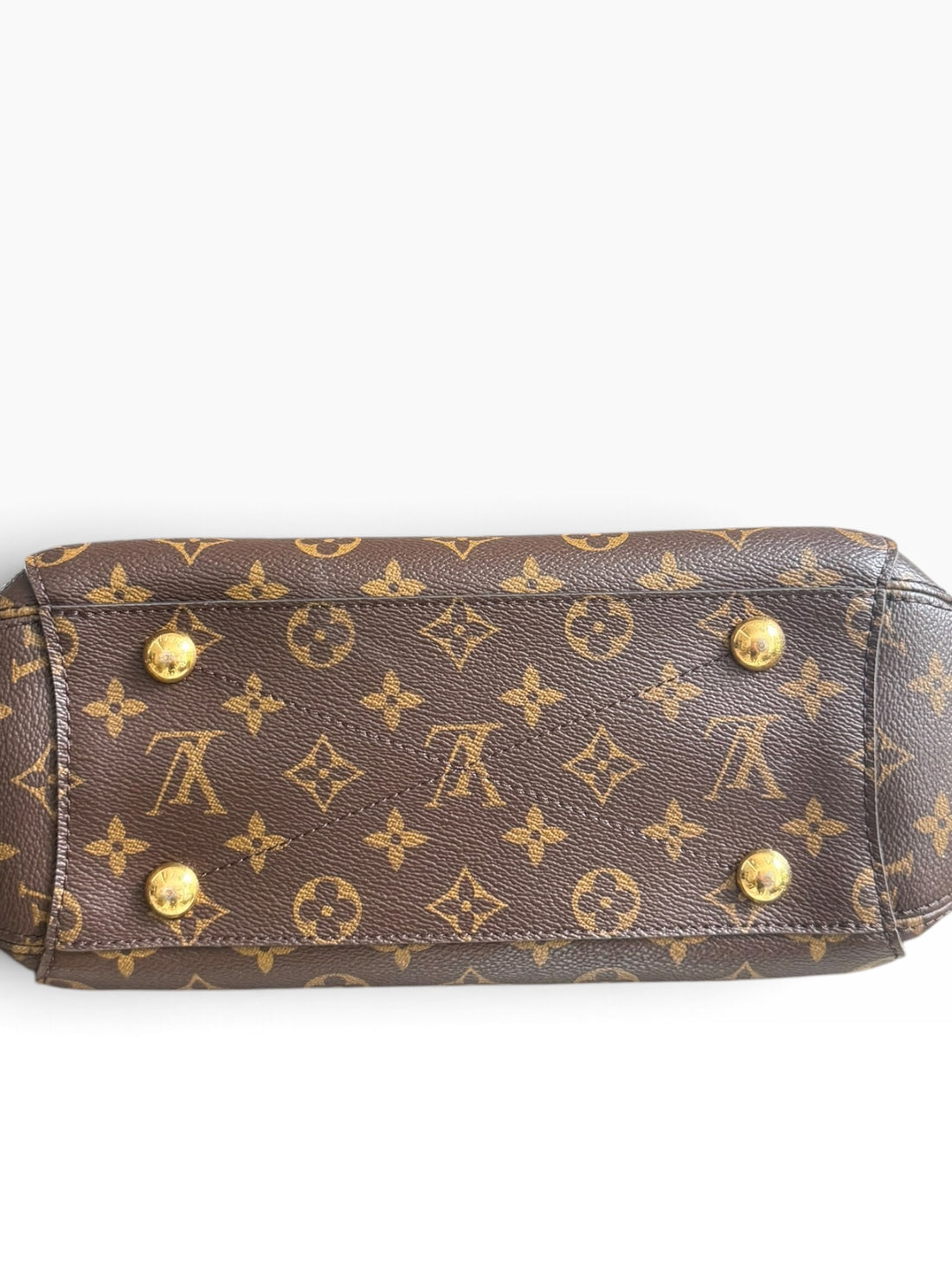 Louis Vuitton Montaigne BB in Monogram Canvas