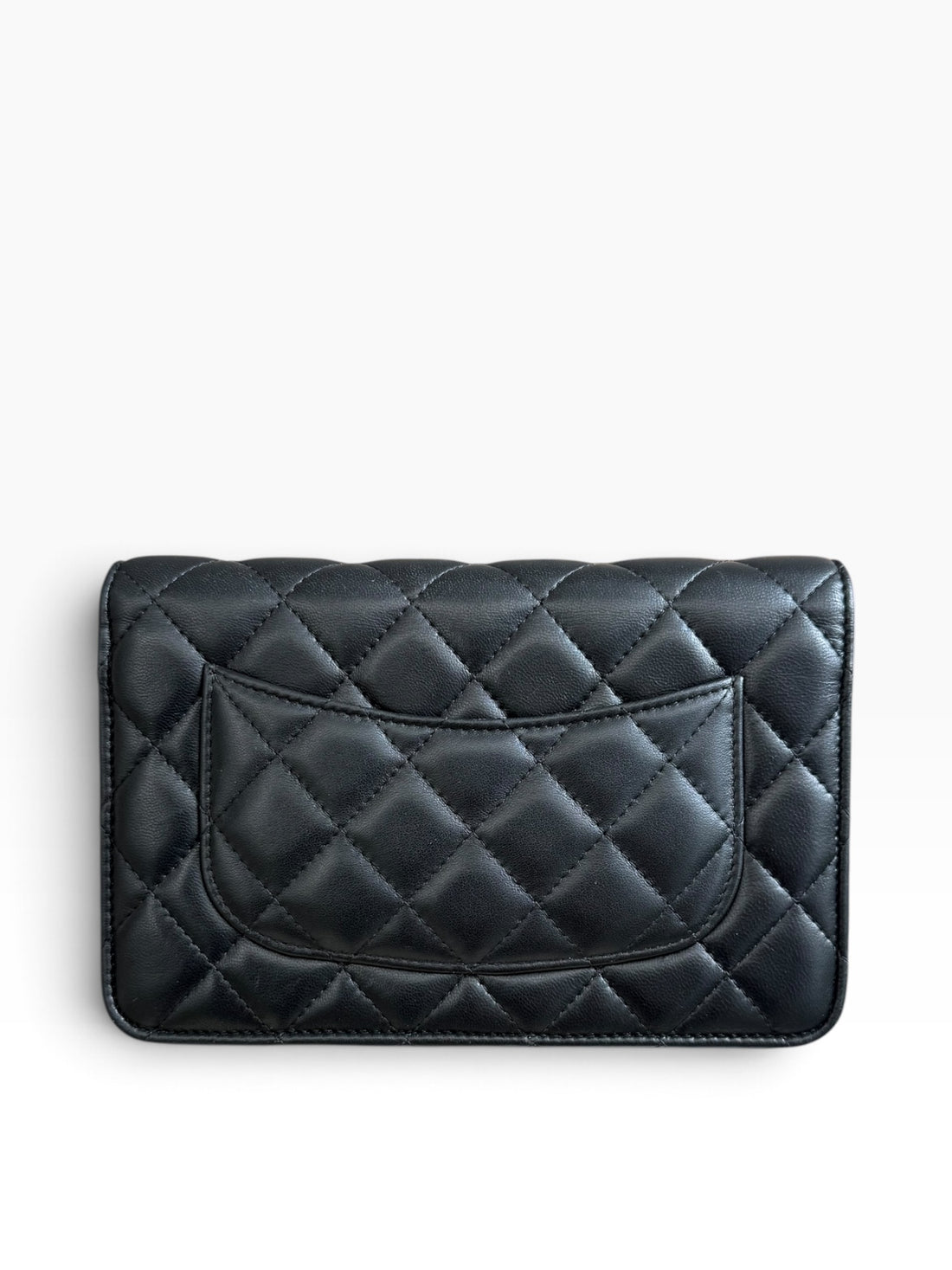 Chanel WOC Wallet on Chain aus schwarzem Lammleder und goldfarbener Hardware