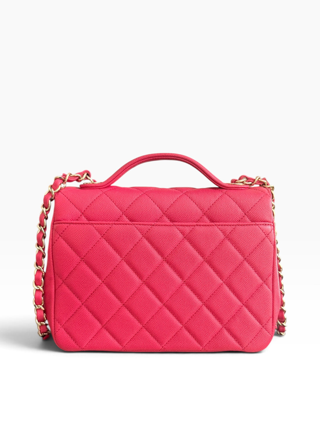 Chanel Business Affinity dans la nuance expressive Framboise en cuir caviar