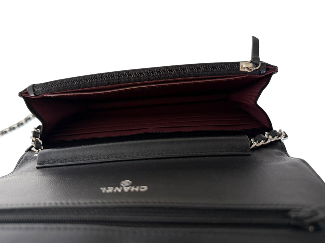 Chanel WOC Wallet on Chain aus schwarzem Lammleder und silberfarbener Hardware