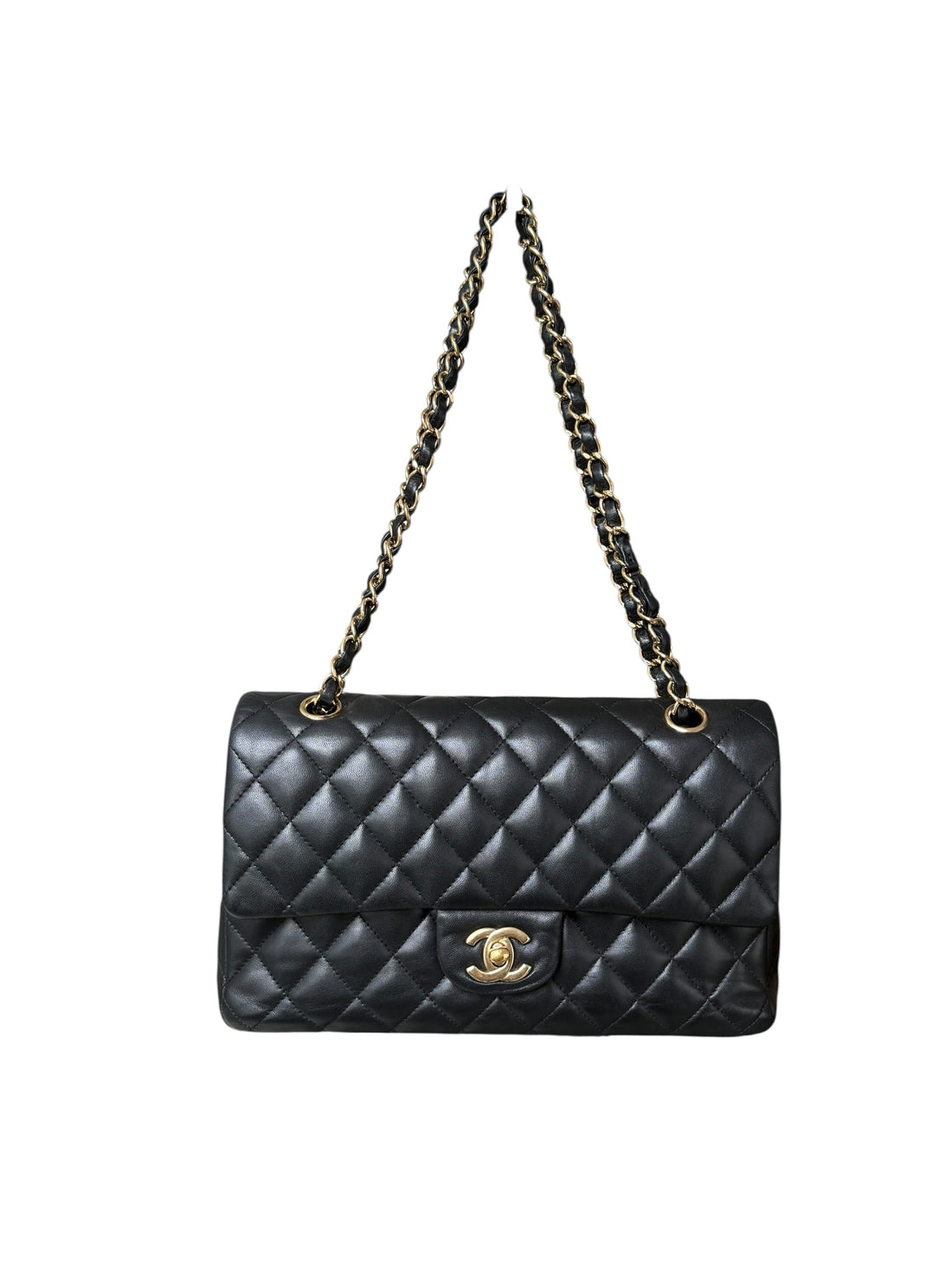 Chanel Medium Classic Double Flap Bag aus schwarzem Lammleder und goldfarbener Hardware.