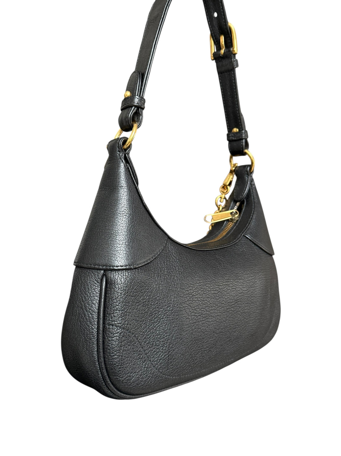 Gucci Aphrodite Schultertasche small mit abnehmbarer Kette und zusätzlichem langen Schulterriemen.