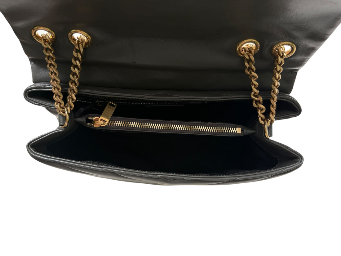 YSL Loulou Medium Tasche aus grauem Kalbsleder mit ineinandergreifenden YSL Initialen aus goldfarbenem Metall