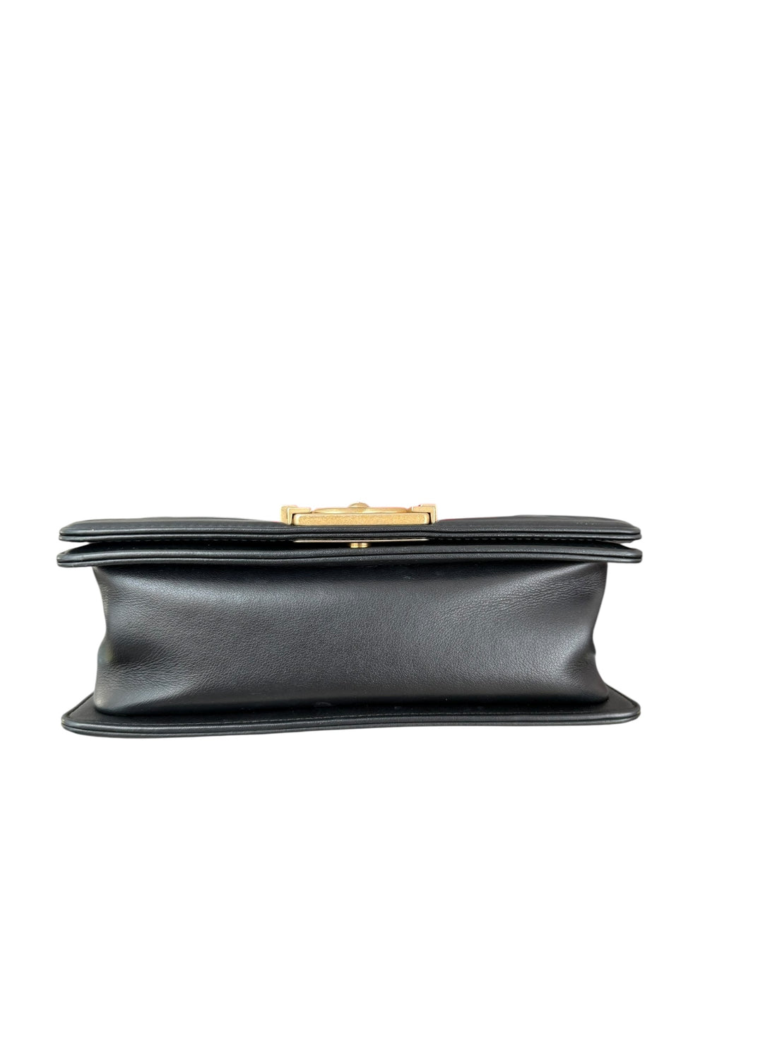 Chanel Boy small aus schwarzem Leder und goldfarbener Hardware