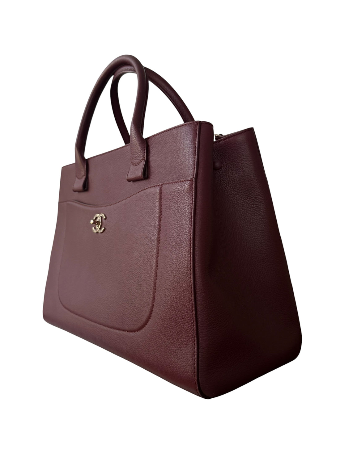 Chanel Neo Executive Tote Bag in der Farbe Bordeaux mit abnehmbarem Schulterriemen.