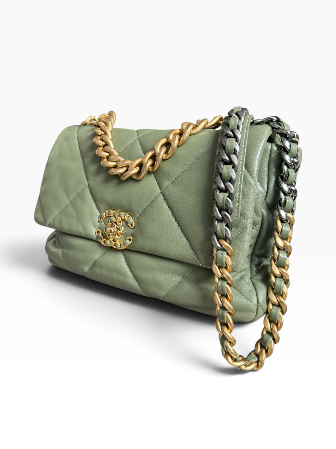 Chanel 19 medium khaki - olivgrünes Lammleder