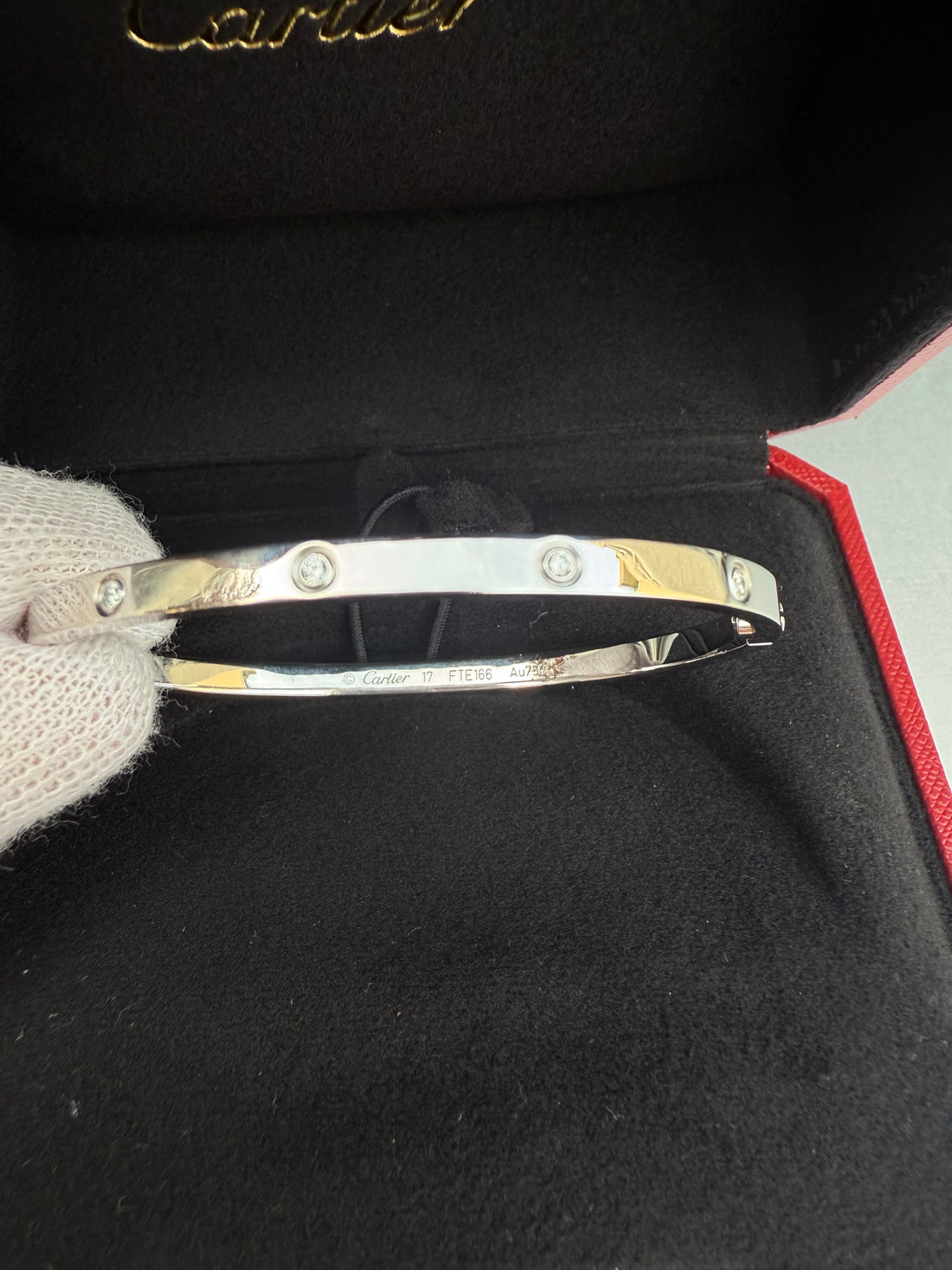 Cartier LOVE Bracelett Armreif mit 10 Diamanten Weissgold