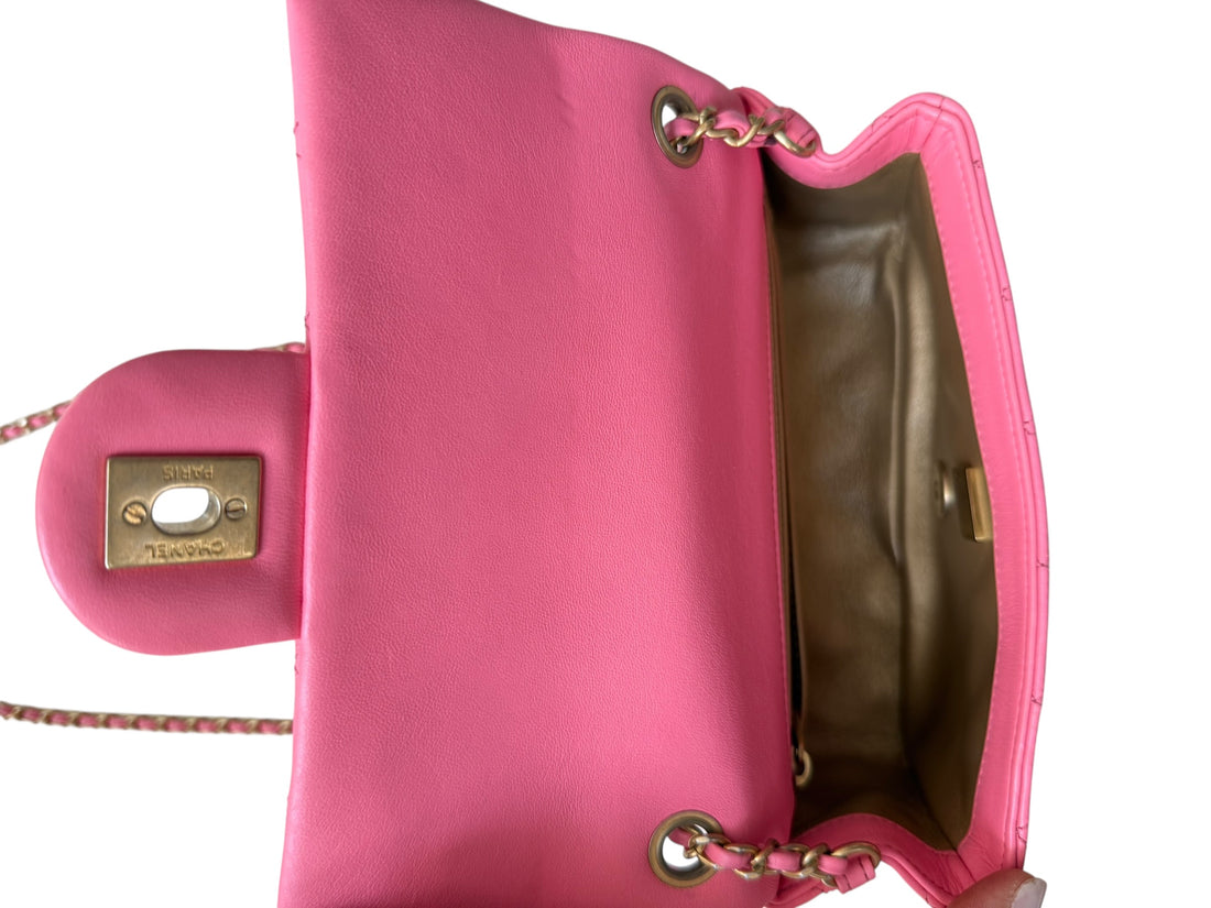 Chanel Classic Flap Bag Mini Rectangular aus der beliebten „Pearl Crush“ Kollektion