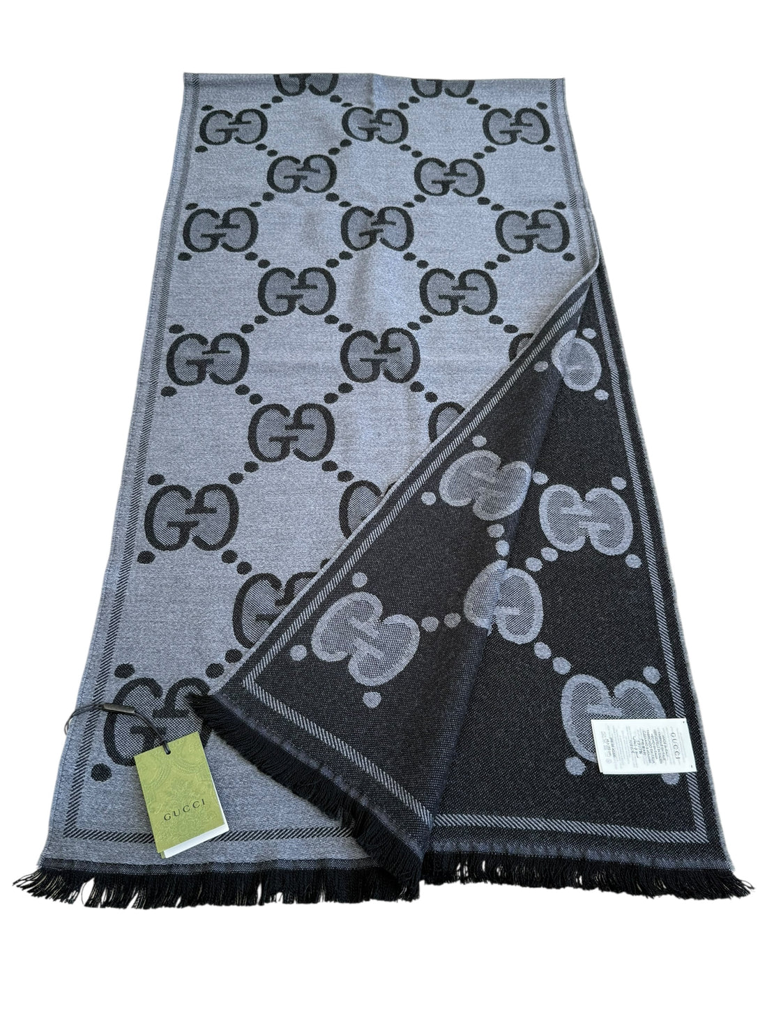 Gucci Schal aus Wolljacquard mit GG Motiv
