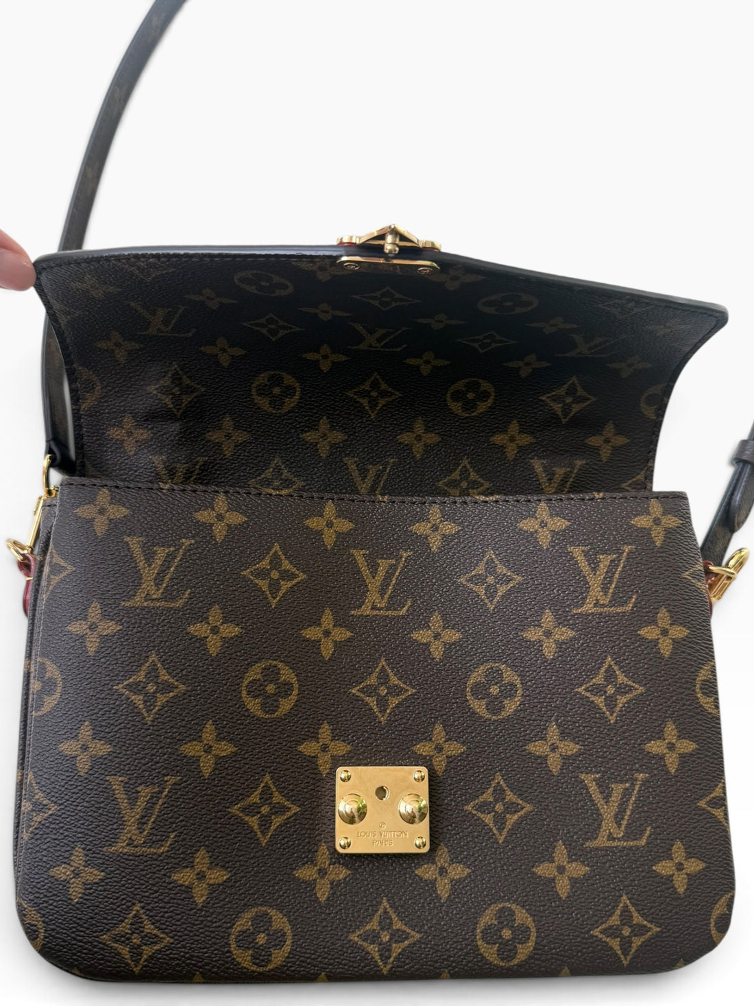 Louis Vuitton Metis Pochette Monogram Canvas