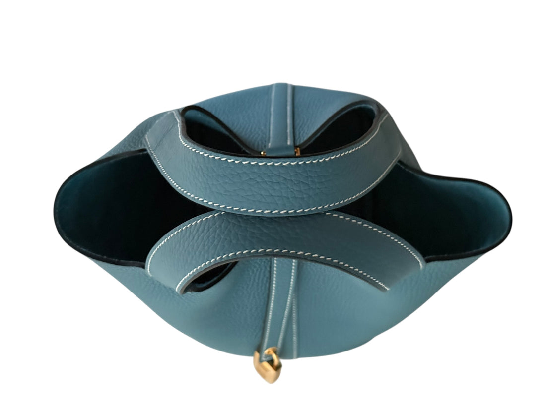 Hermès Picotin 18 in der Farbe New Bleu Jean aus Taurillon Clemence Leder