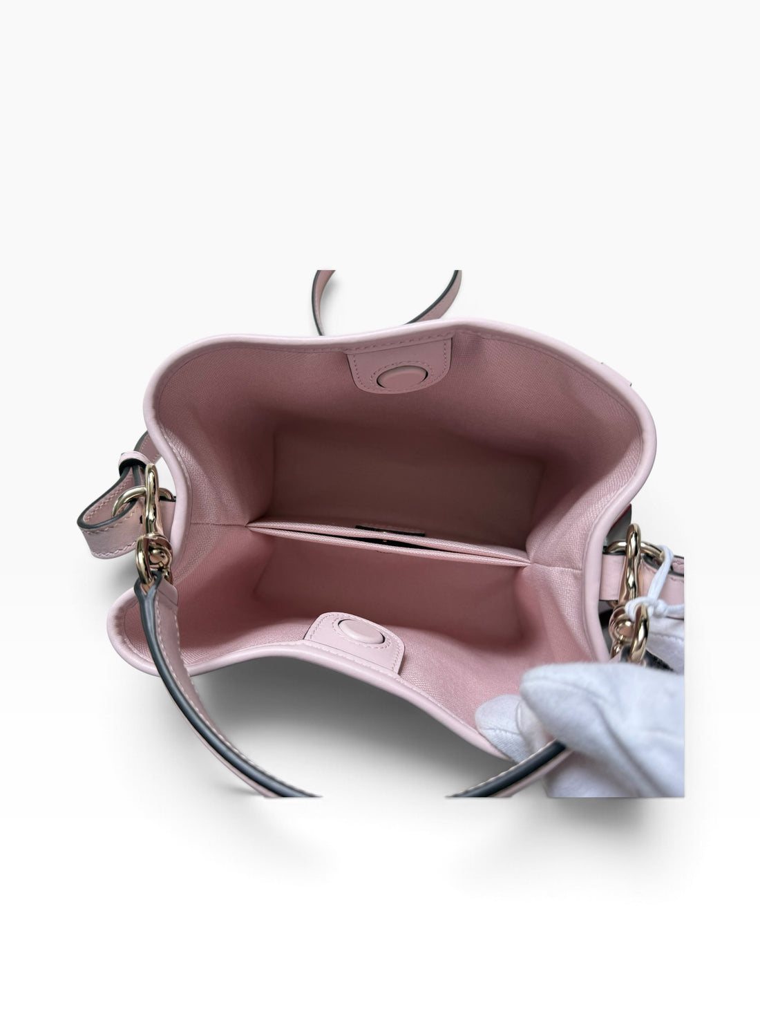 Gucci Bucket Bag GG Emblem